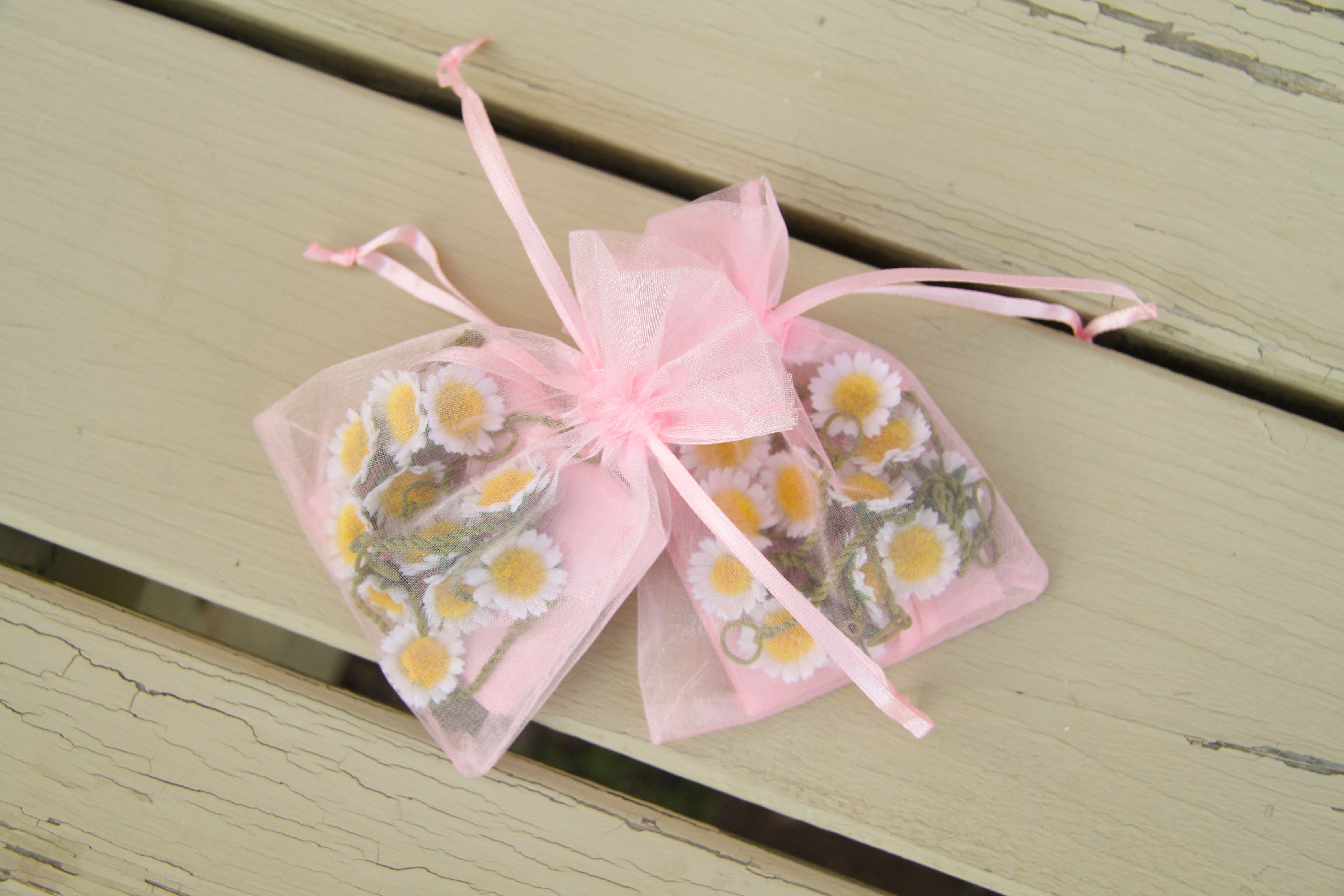 Silk Daisy Chains - lovely stocking fillers